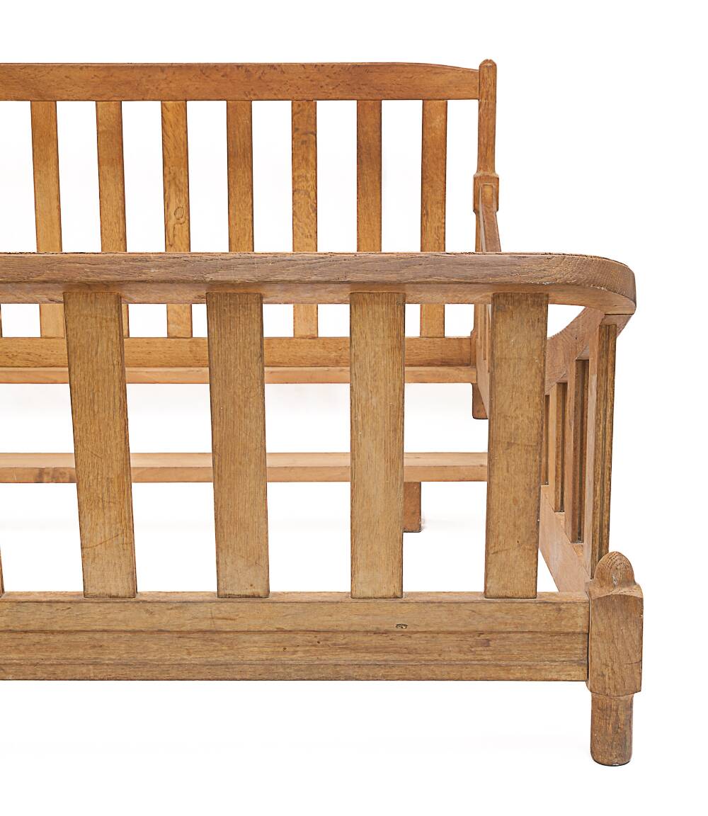 Boat bed by Guillerme and Chambron