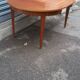 Table scandinave