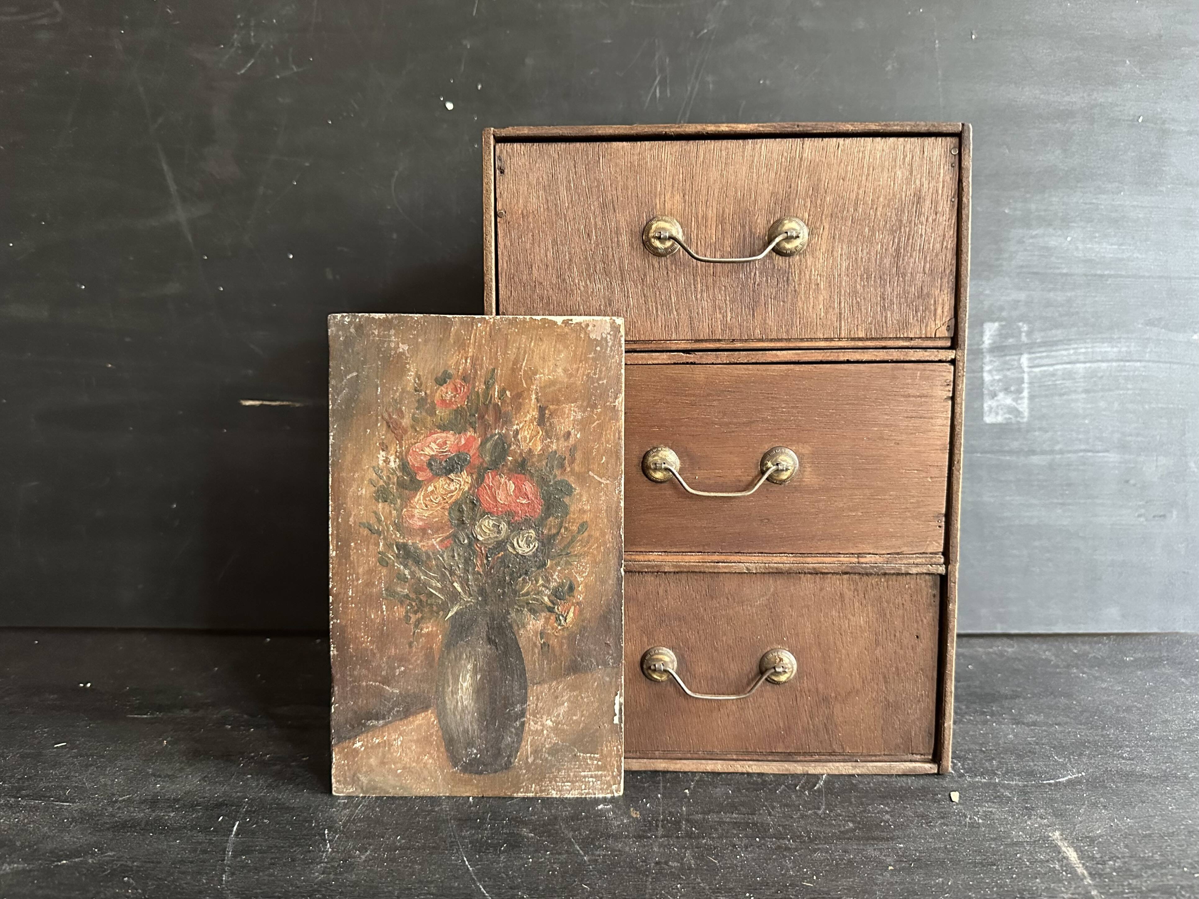 Small antique wooden drawer unit with floral painting, 1900.