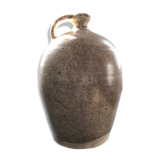 Sandstone water jug