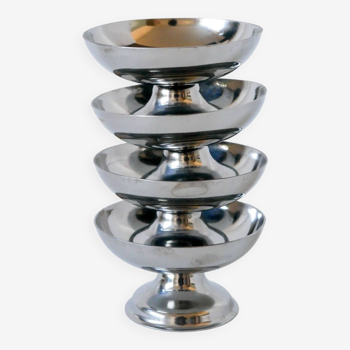 Set of 4 low stainless steel bowls 1970 9 x 5 cm