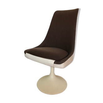 Tulip foot chair