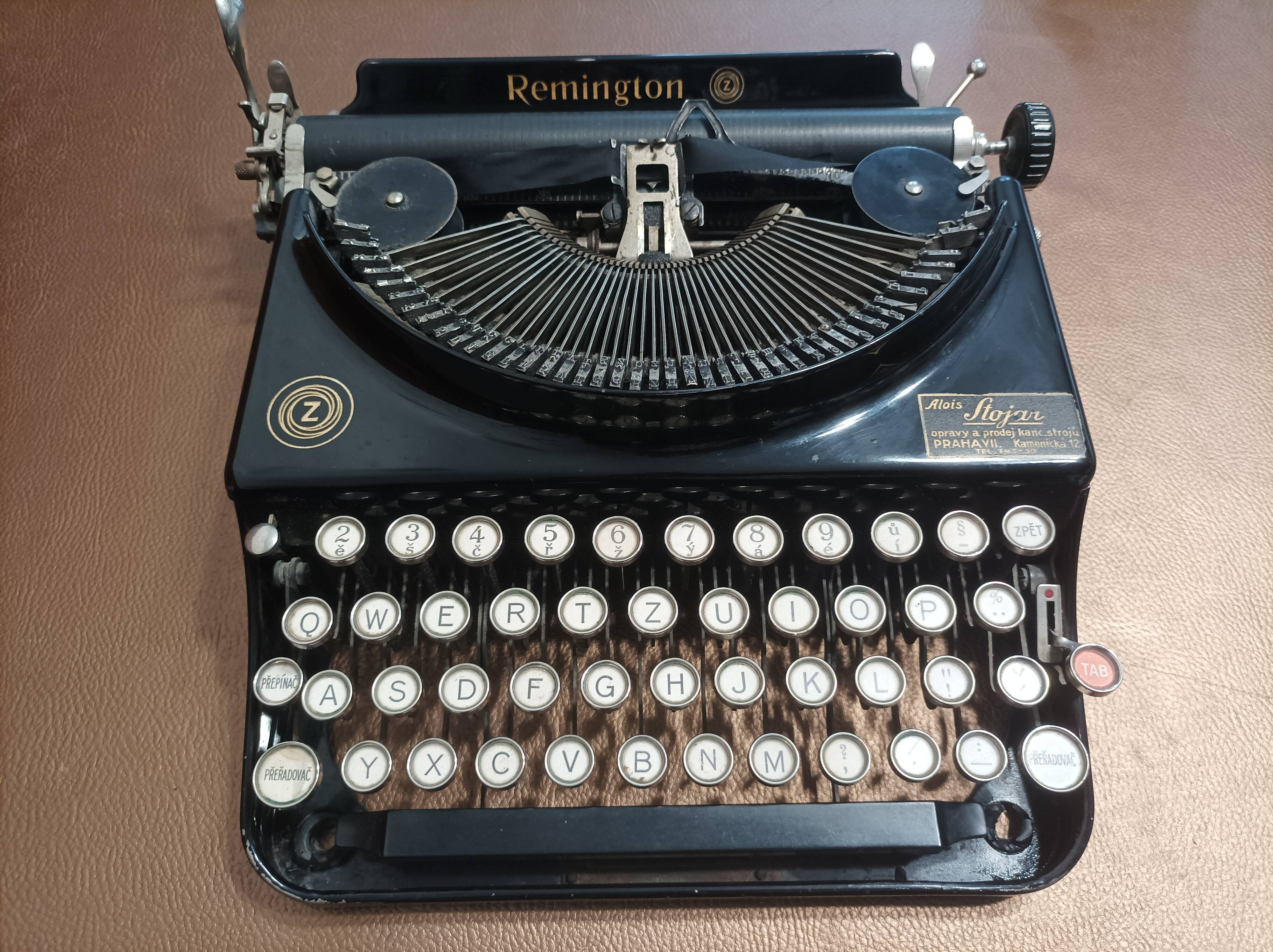 Remington portable collector typewriter 1930 model z