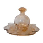 Service a pink blush liqueur