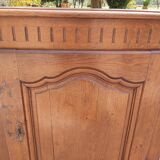 Eighteenth century oak buffet