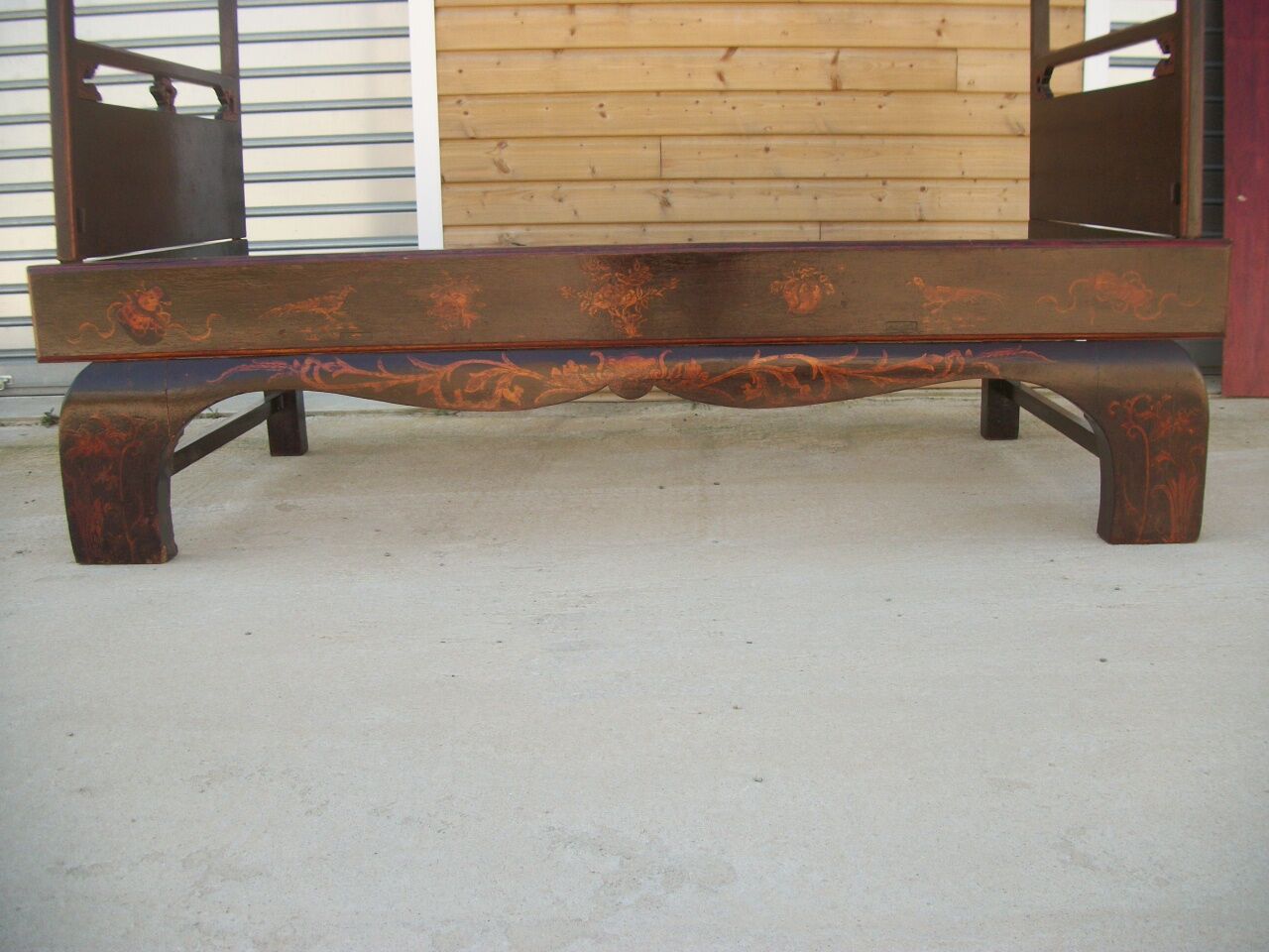 Opium lacquered canopy bed