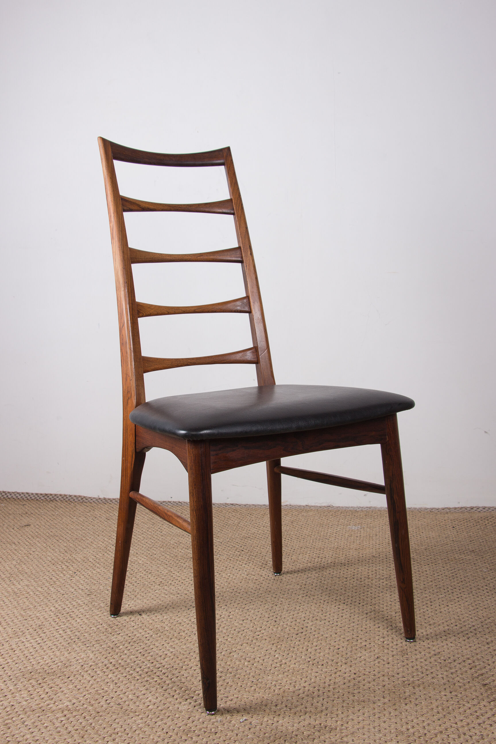 Series of 6 Danish chairs in Rio Rosewood model Liz by Niels Kofoed for Koefoeds Hornslet.