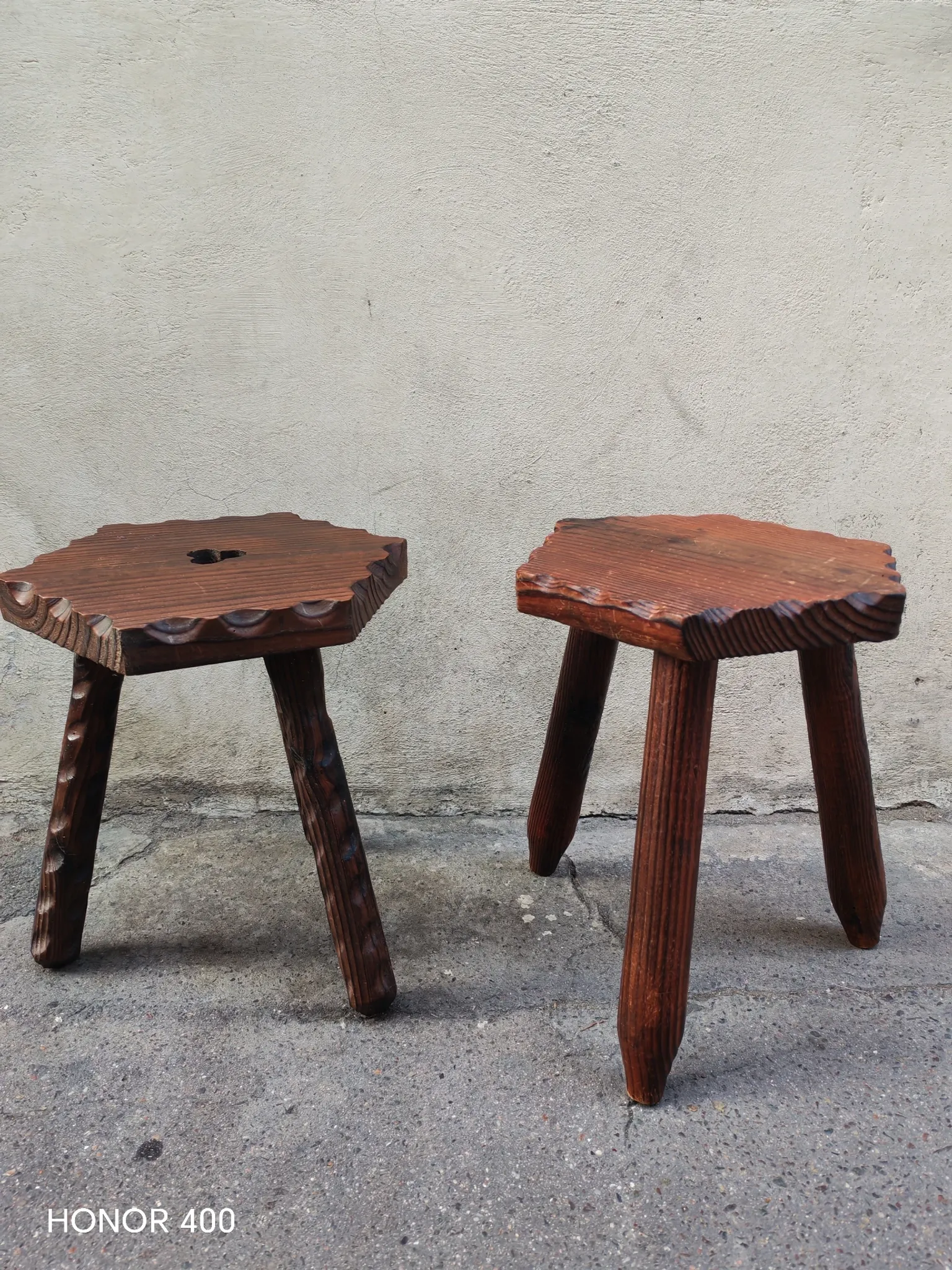 Pair of tripod stools in brutalist style made of pine, Catalonia 1960.