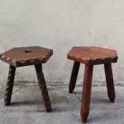 Pair of tripod stools in brutalist style made of pine, Catalonia 1960.