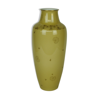 Vase en porcelaine de Sevres