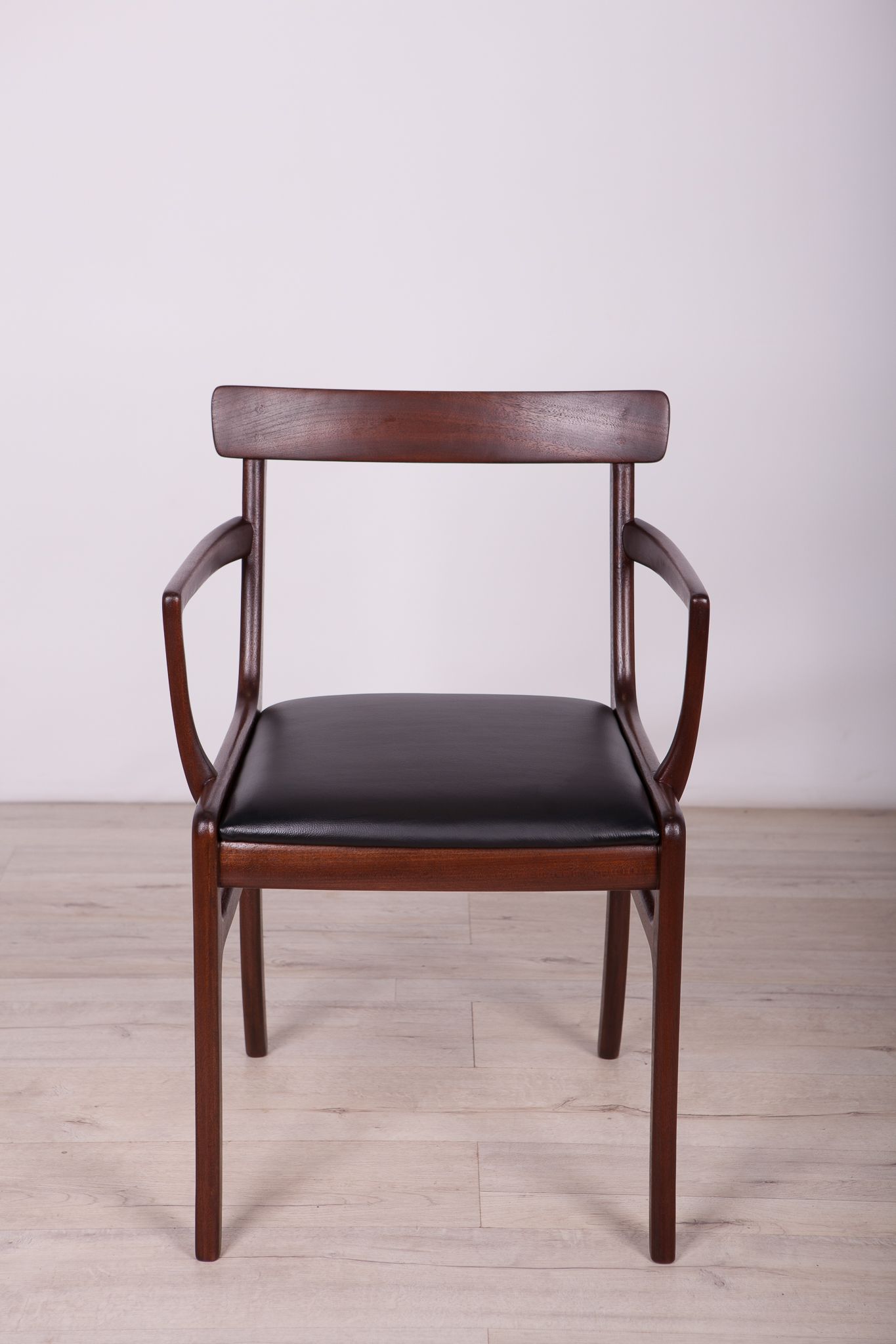 Set of 8 danish dining chairs by Ole Wanscher for Poul Jeppesens Møbelfabrik, 1960s