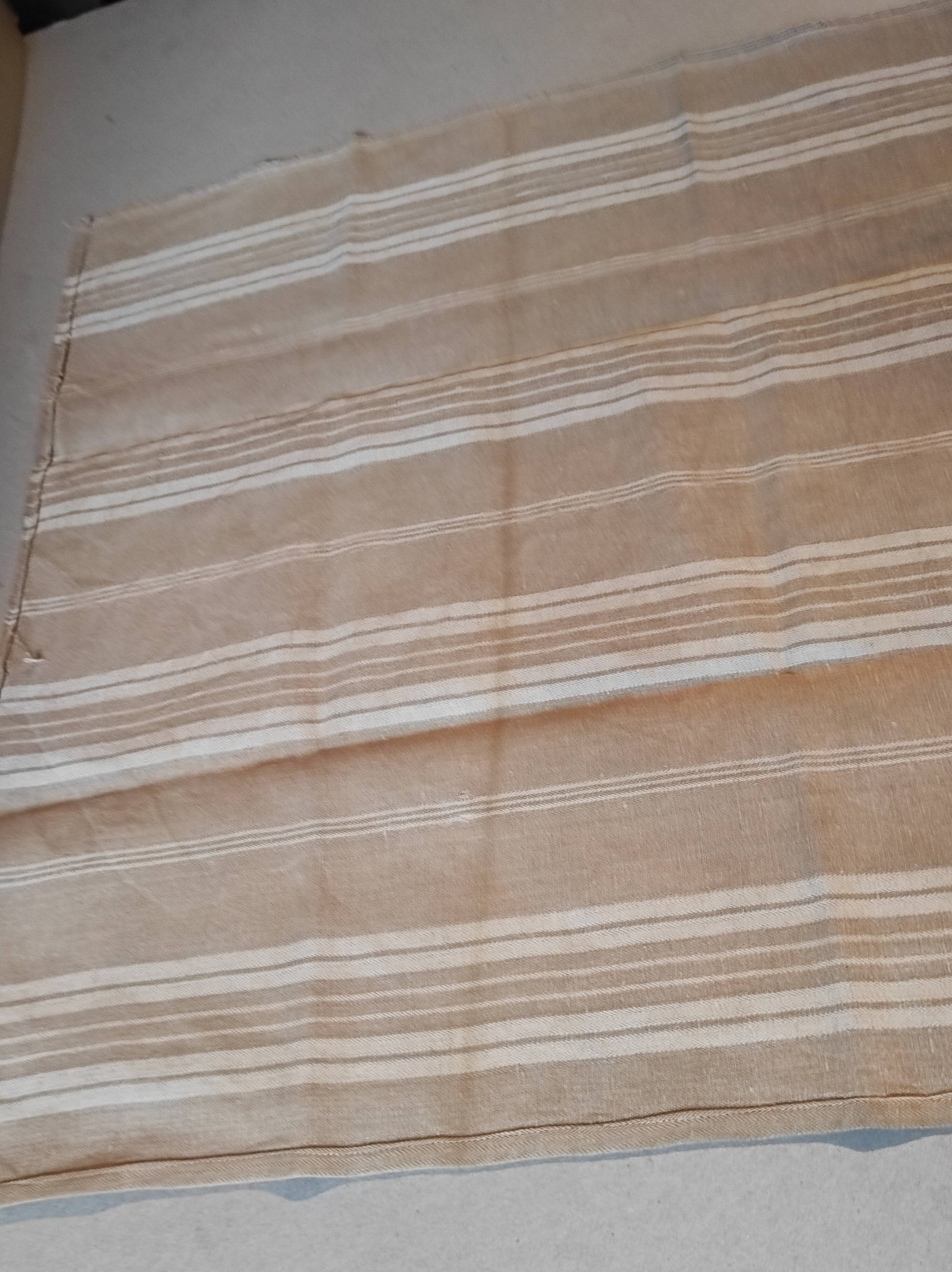 Serviette ou torchon ancien en toile à matelas