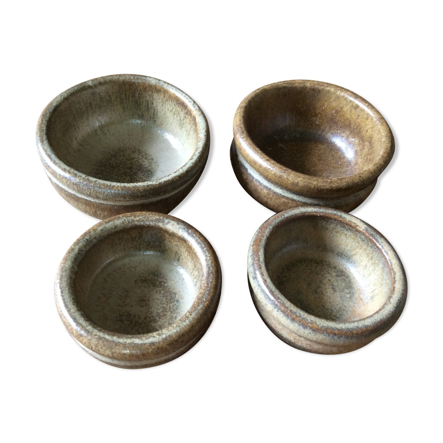 Set of 4 sandstone ramekins