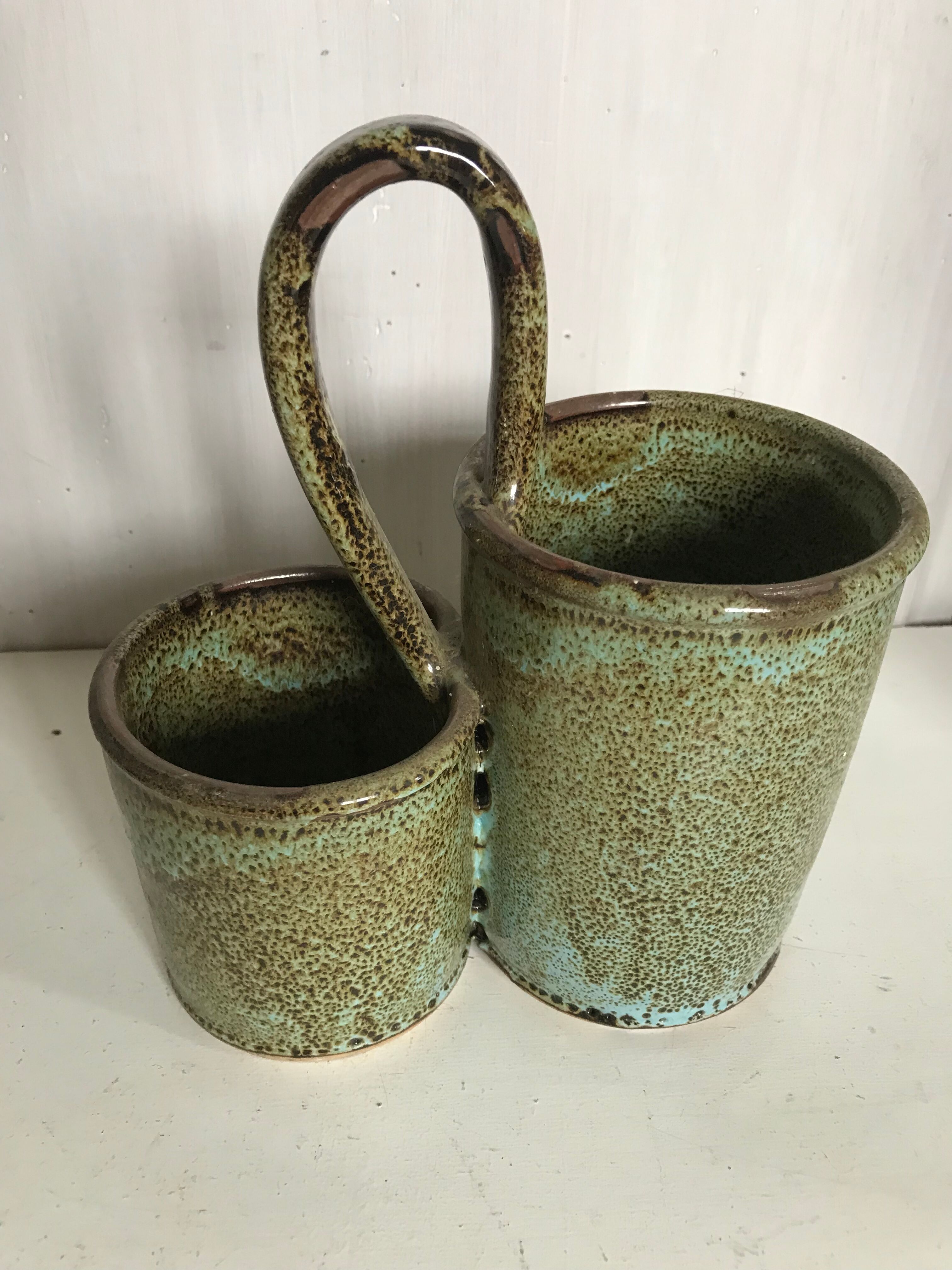 Ceramic pot