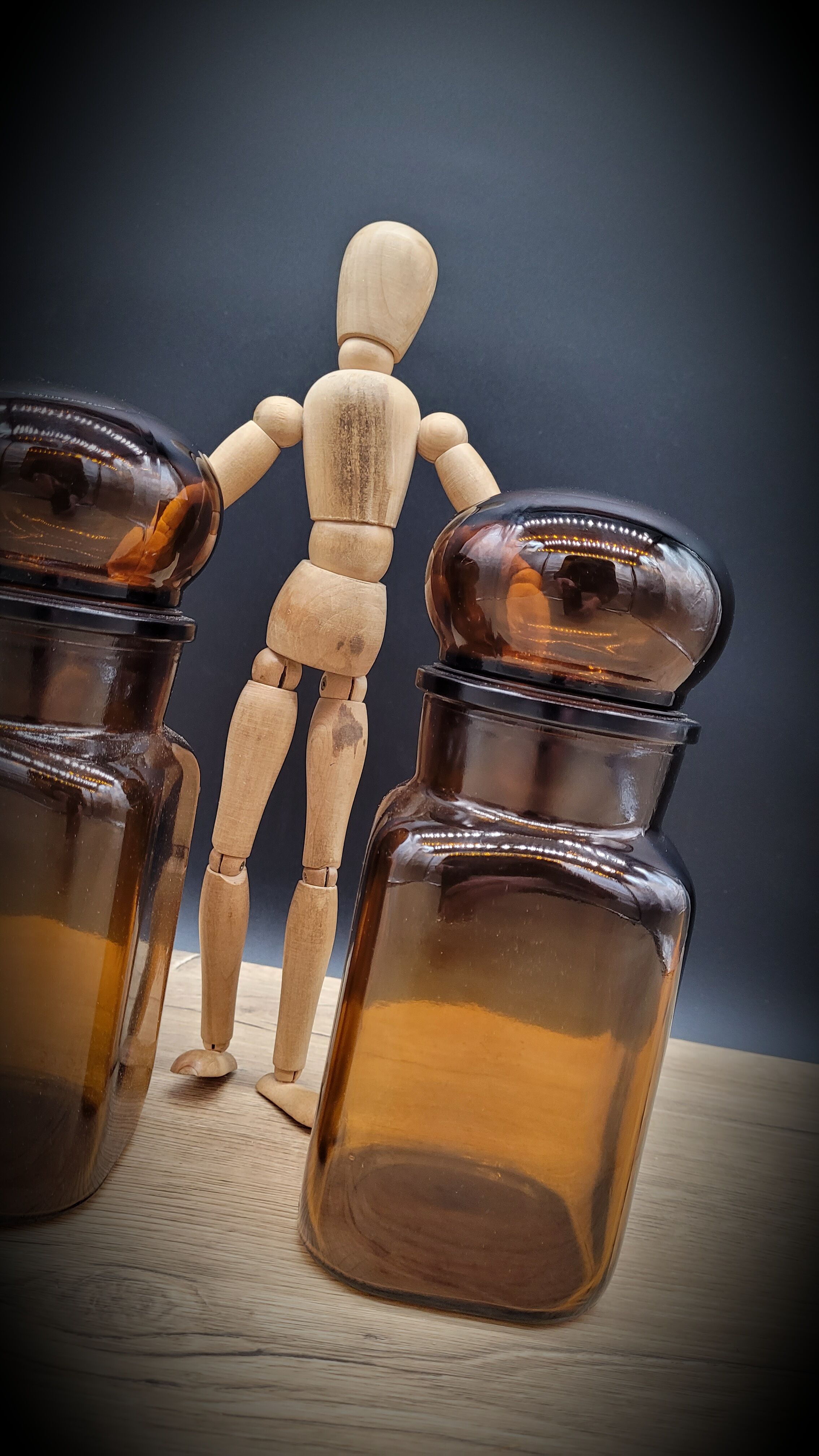 Duo apothecary vials round cap