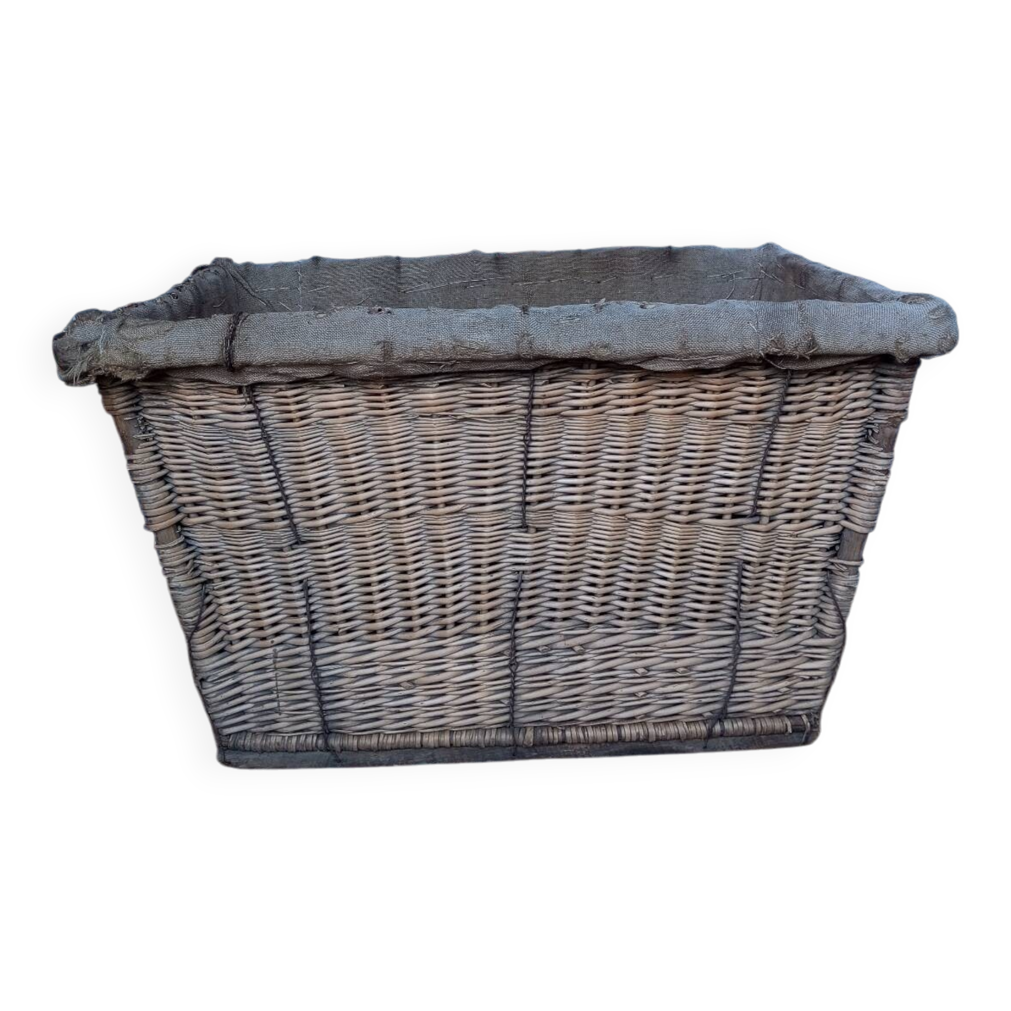 Wood and wicker basket, antique, size xxxl.