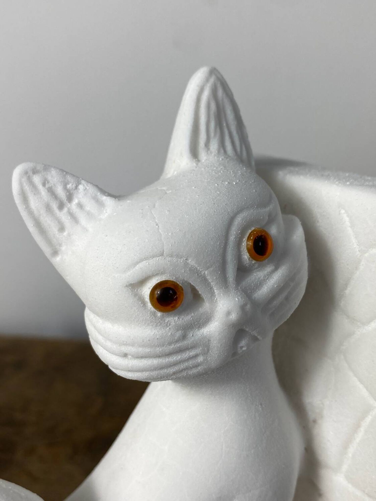 Pair of vintage stone cat bookends