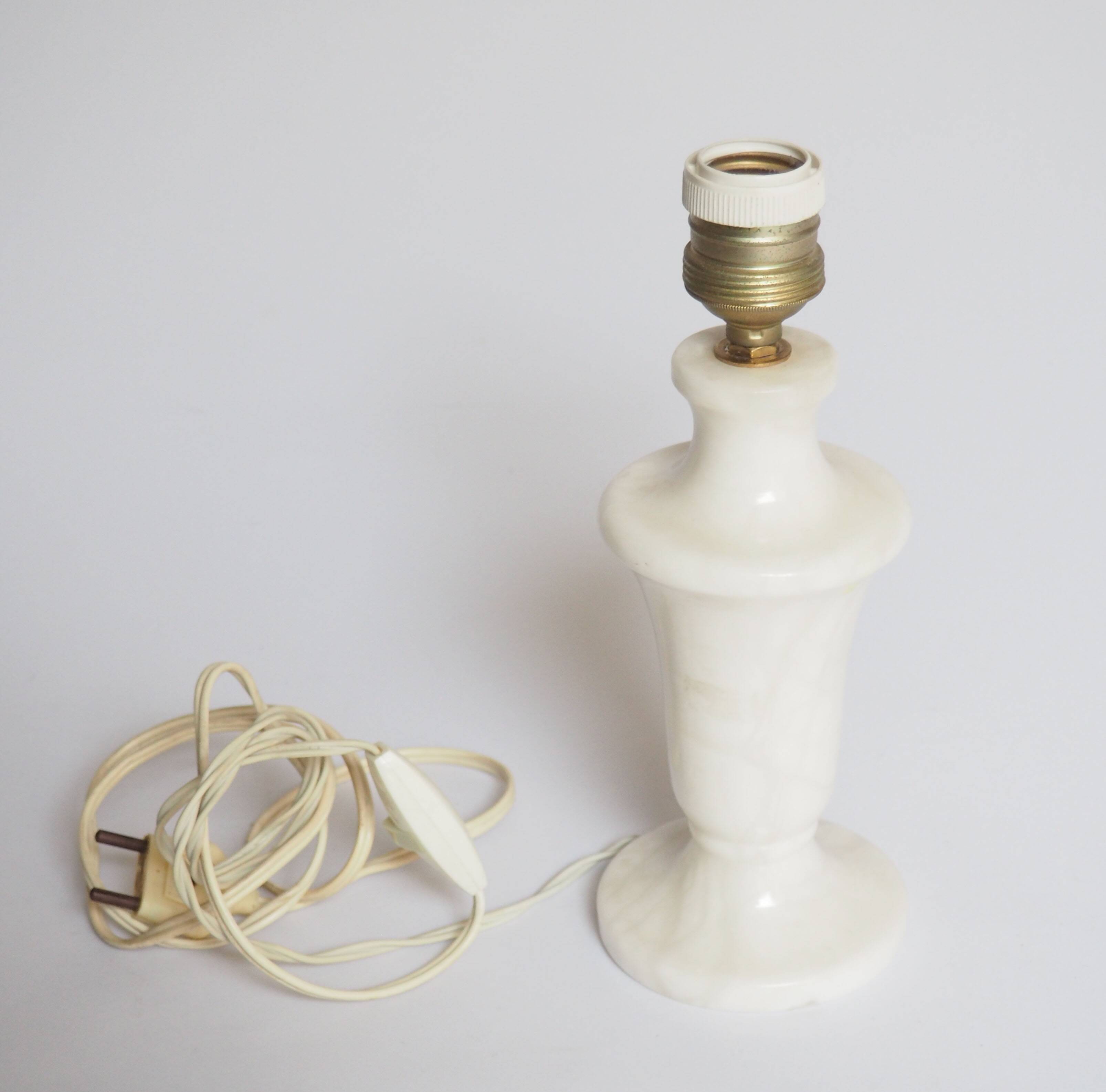 White alabaster lamp base