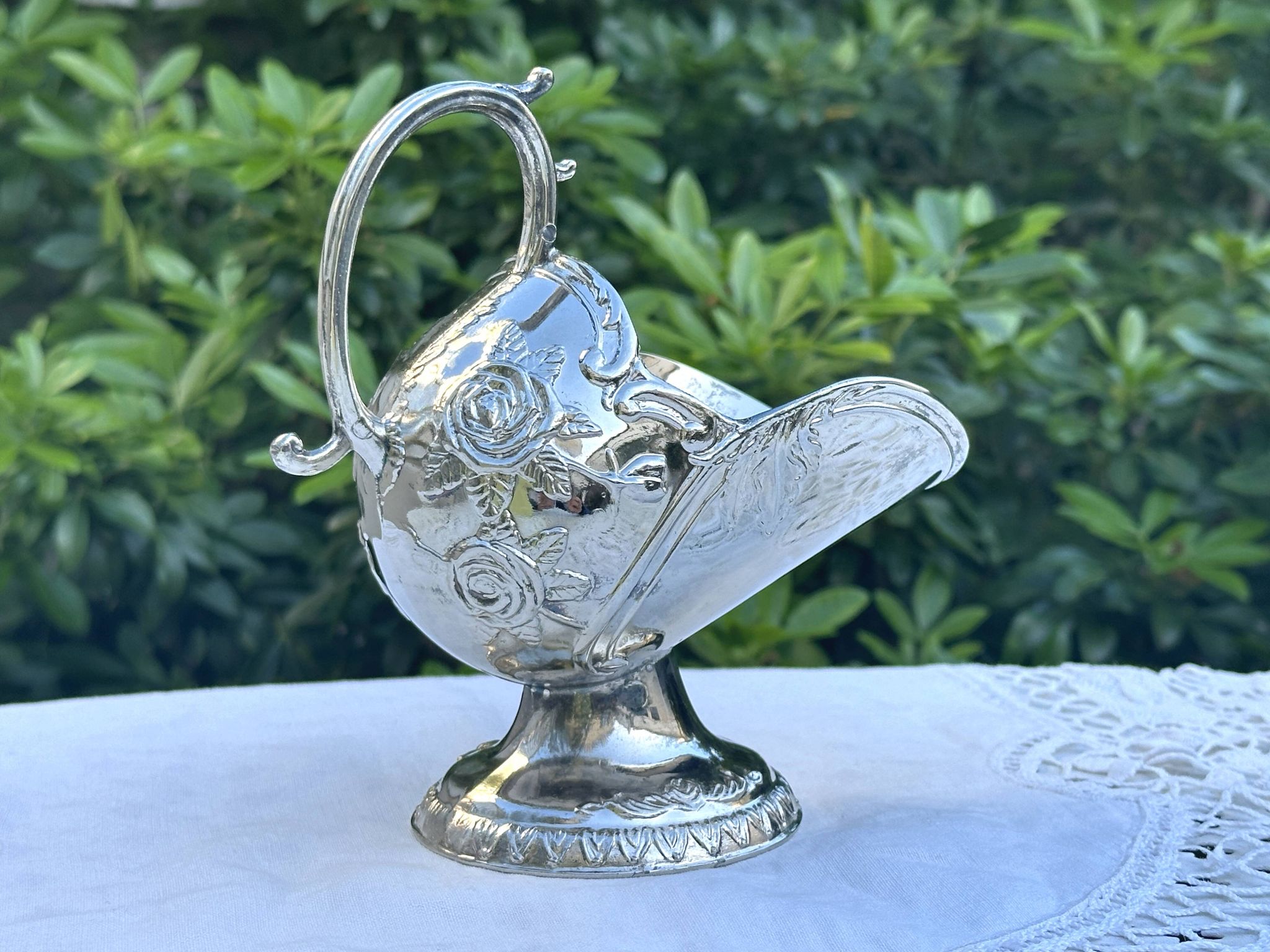 Sucrier de table anglais en métal argenté