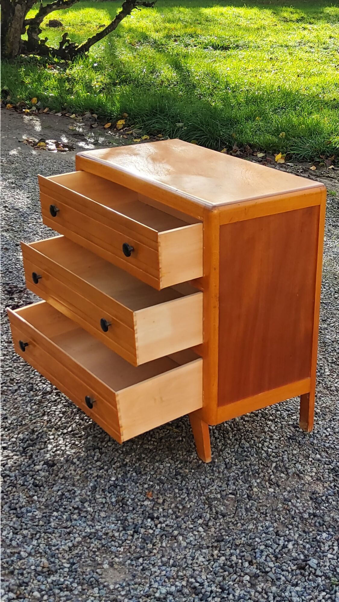 Vintage chest of drawers from the 50s in blond and gold beech 3 drawers feet compass