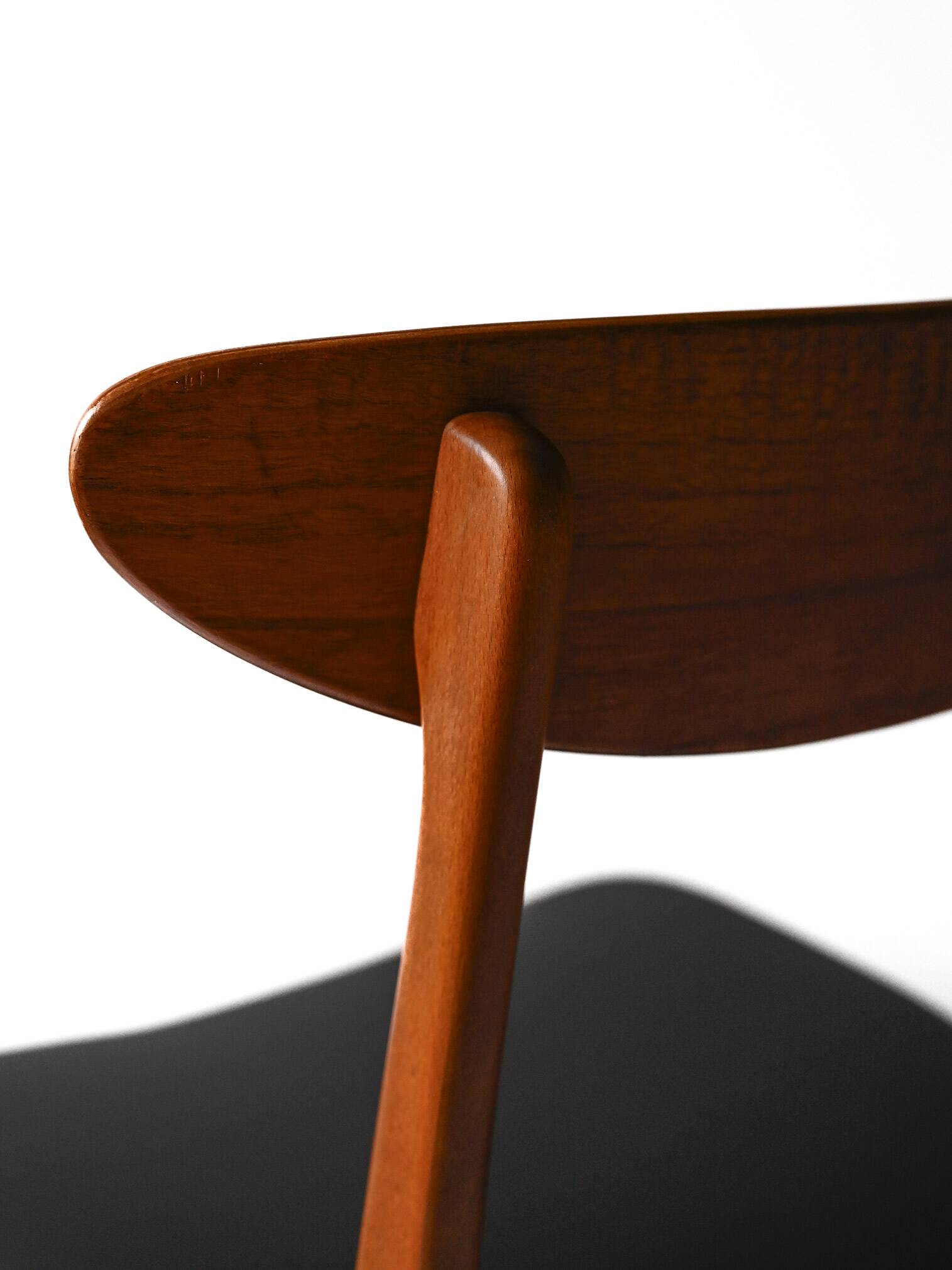 Quatre chaises danoises vintage en teck par Farstrup