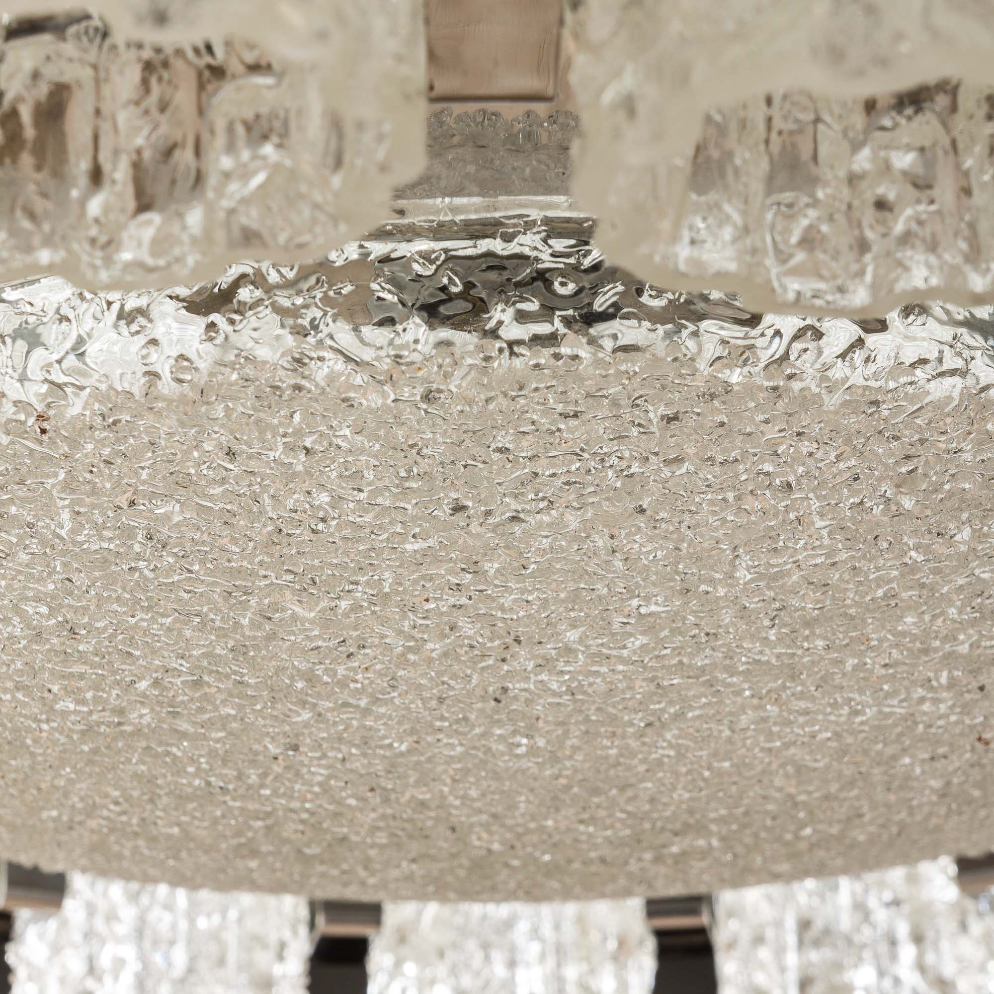 Murano glass chandelier with 17 frosted glass shades by Barovier and Tosso, Italy 1970s