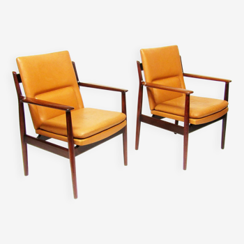 Deux chaises danoises "341" des années 1970 en palissandre et cuir par Arne Vodder pour Sibast