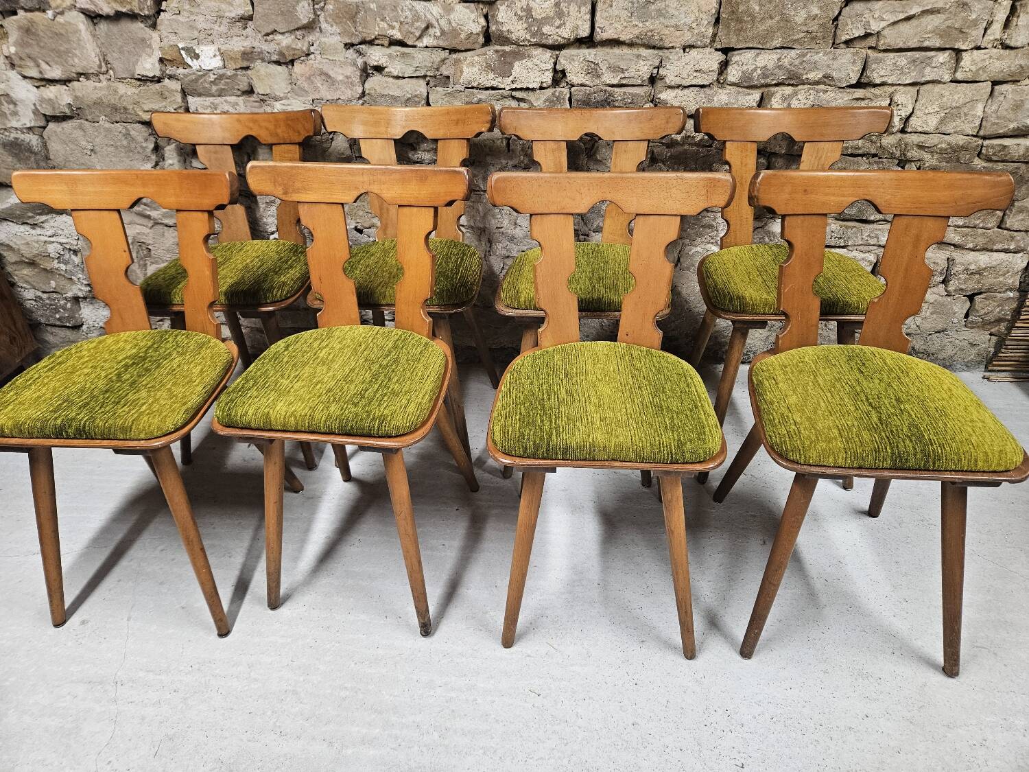 Lot  8 chaises bistrot 1970"
