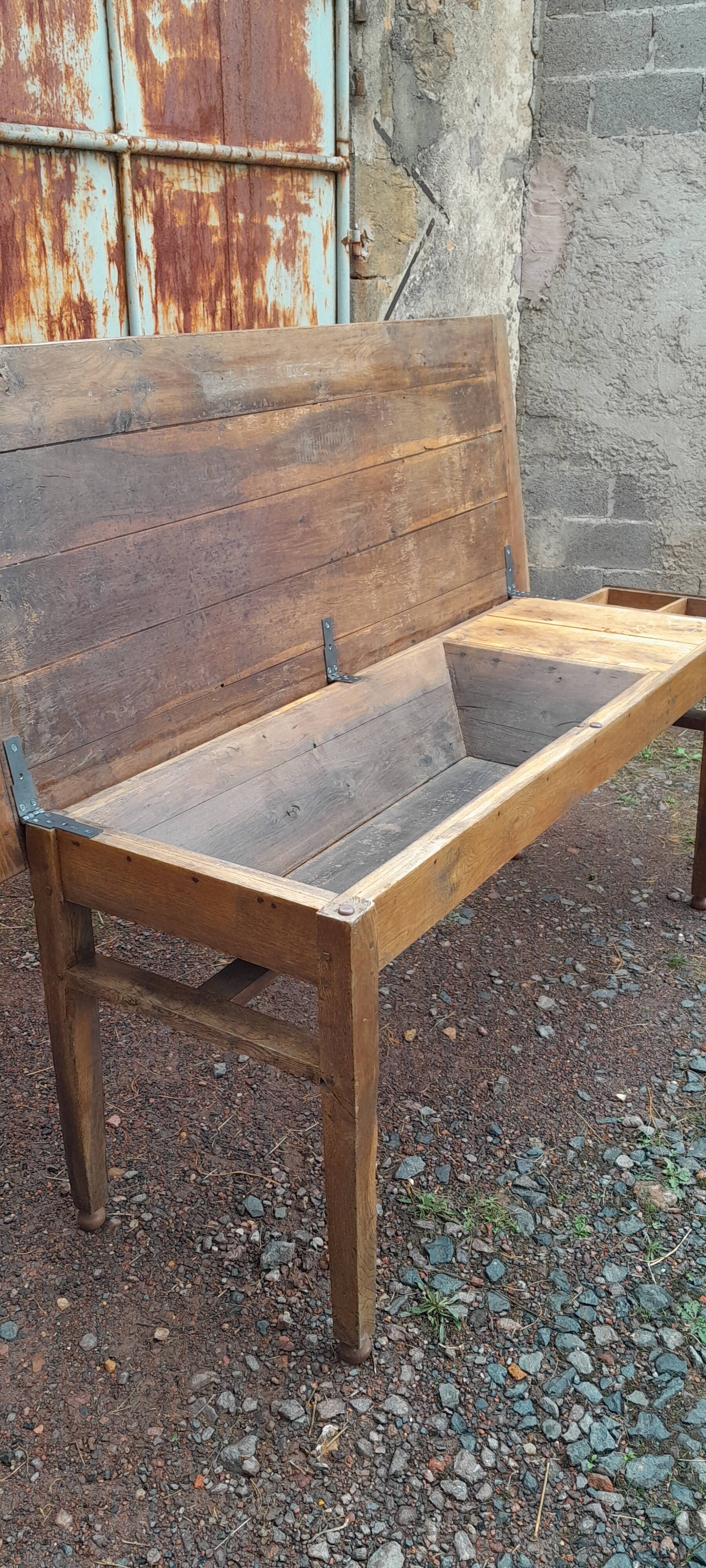 Oak kneading farm table