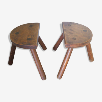 Duo de petits tabourets en bois de ferme