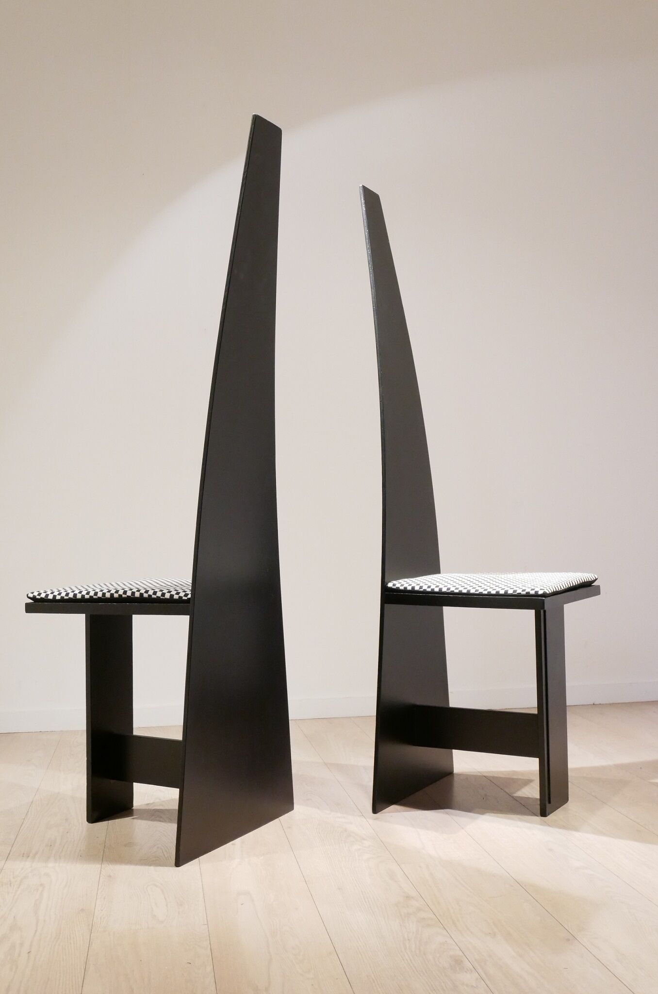 Set of 2 x chairs of corridor modernists Plywood lacquered, 1930 s
