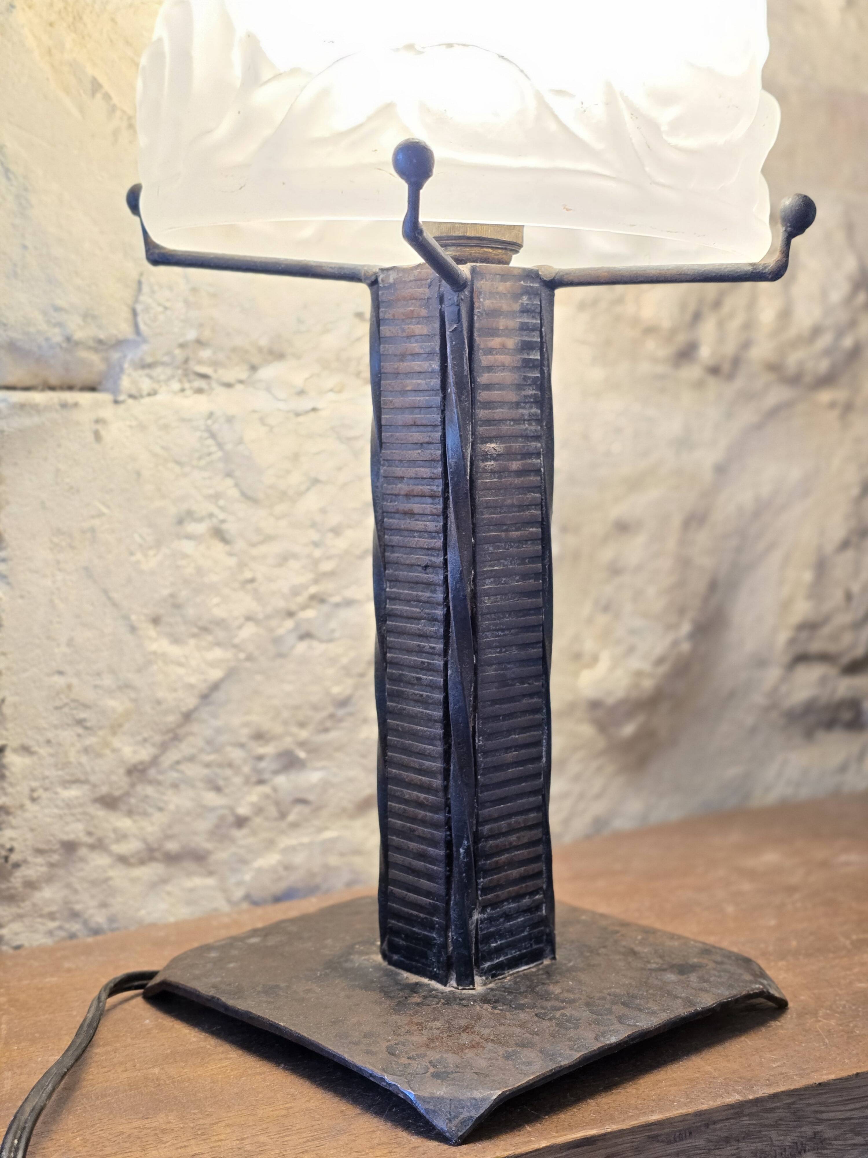Lampe Art Déco fer forgé 1930
