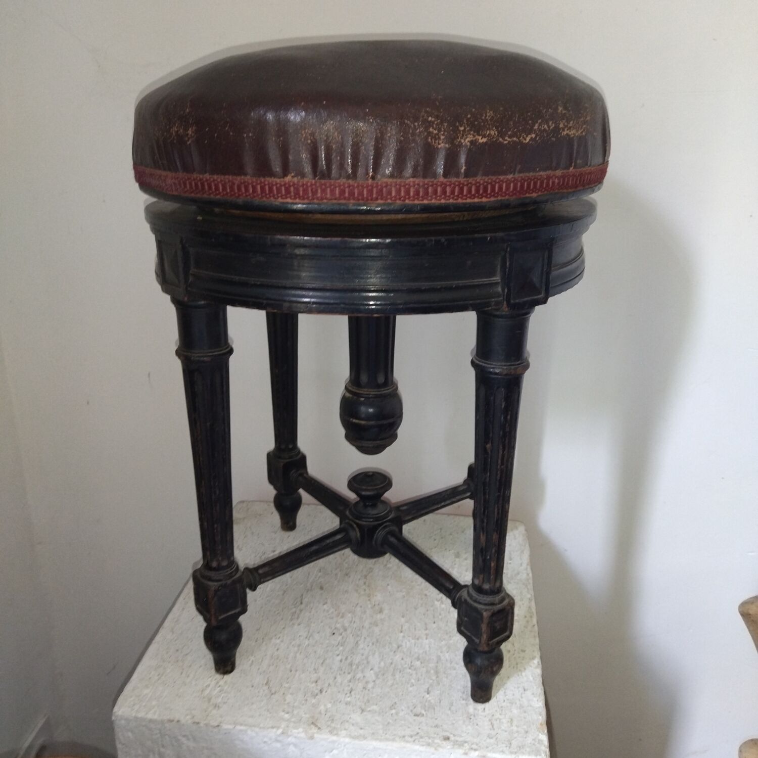 Louis XVI style adjustable stool