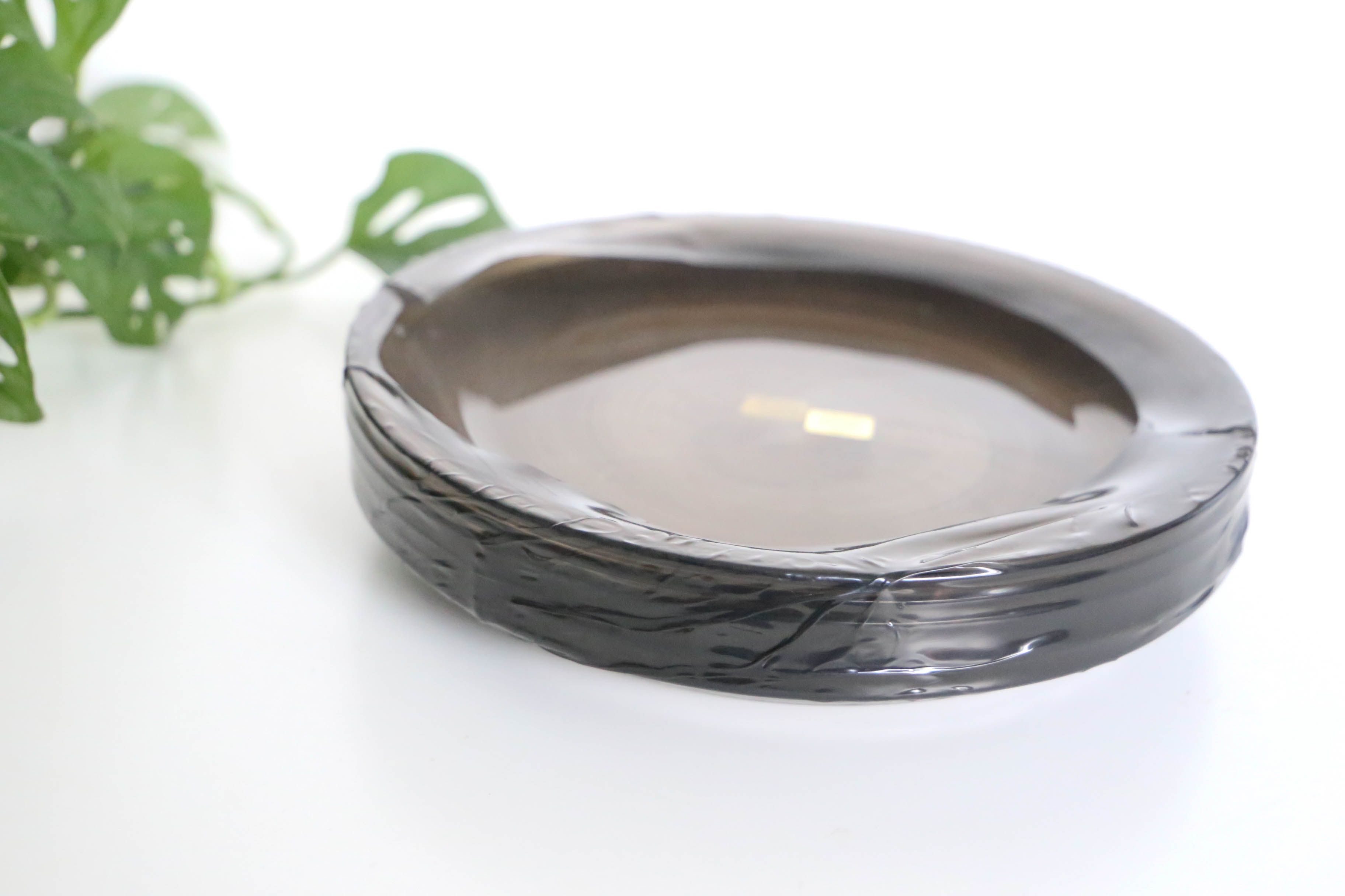 Set of 6 flat plates Arcoroc, in gray smoked glass, vintage French