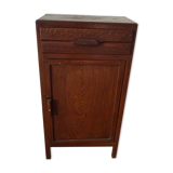 Meuble d’appoint parisien