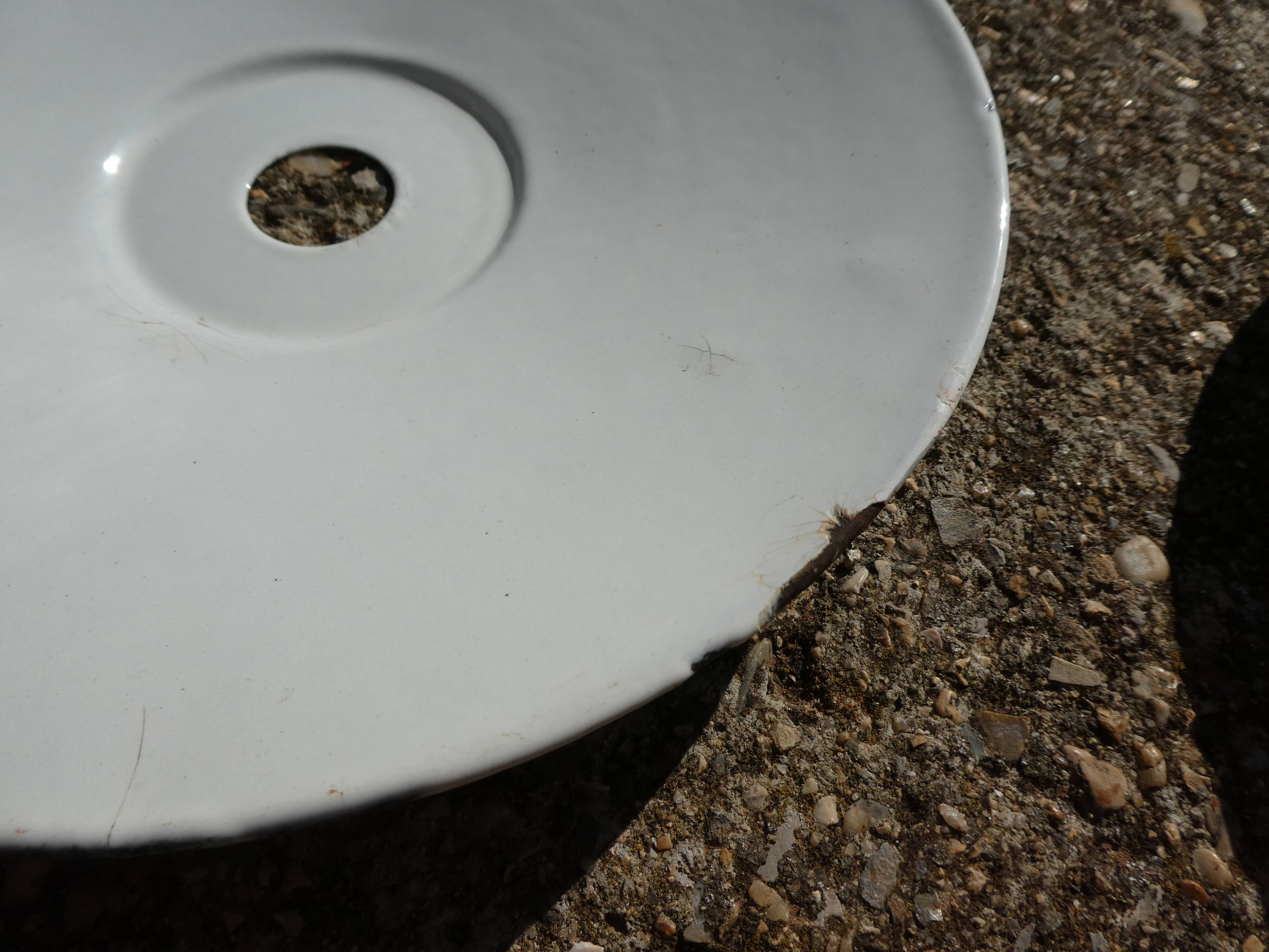 Set of 3 green lampshades in vintage enamelled sheet metal