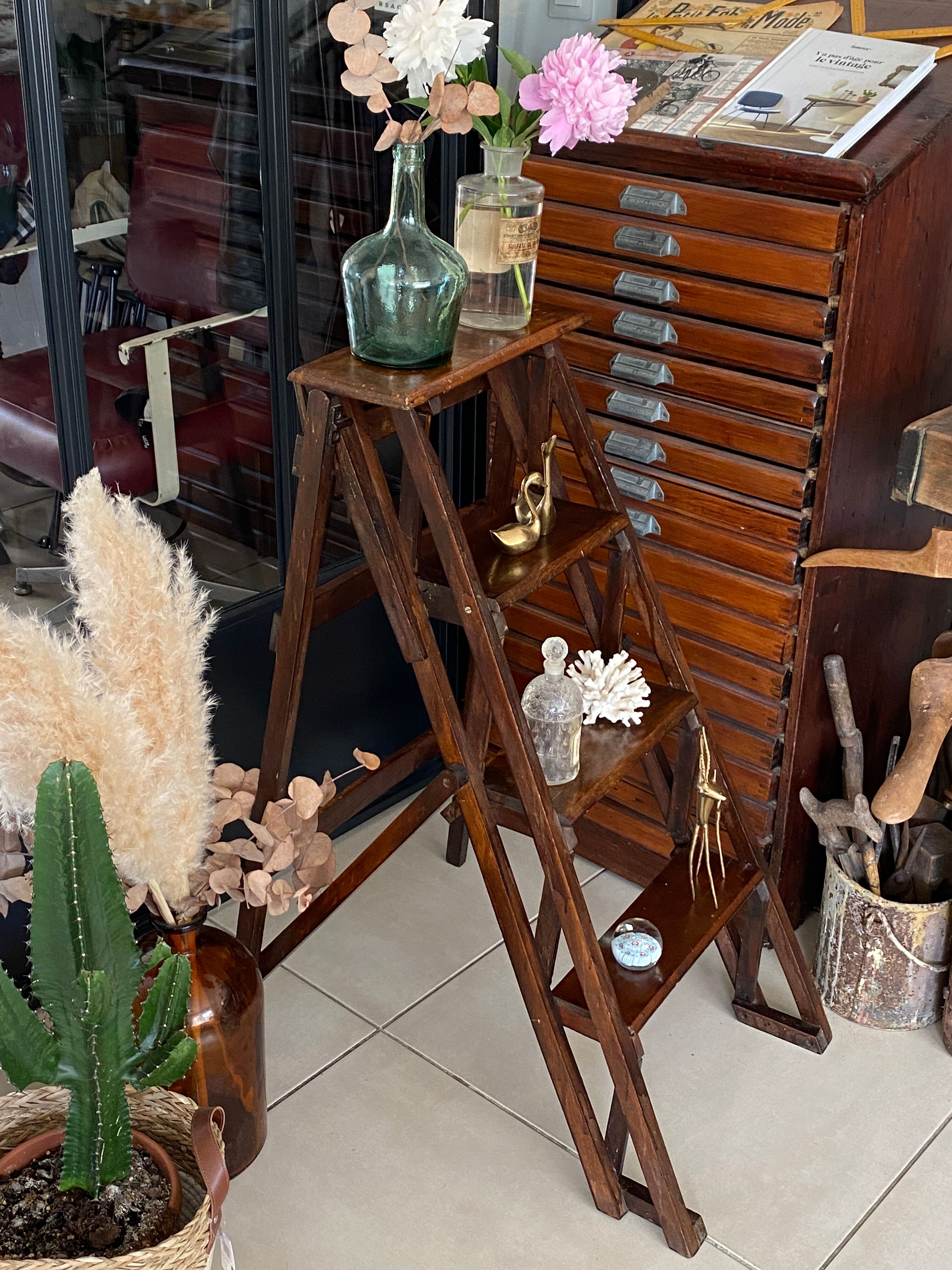 Escabeau bois vintage