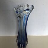 Soliflore vase in blue glass