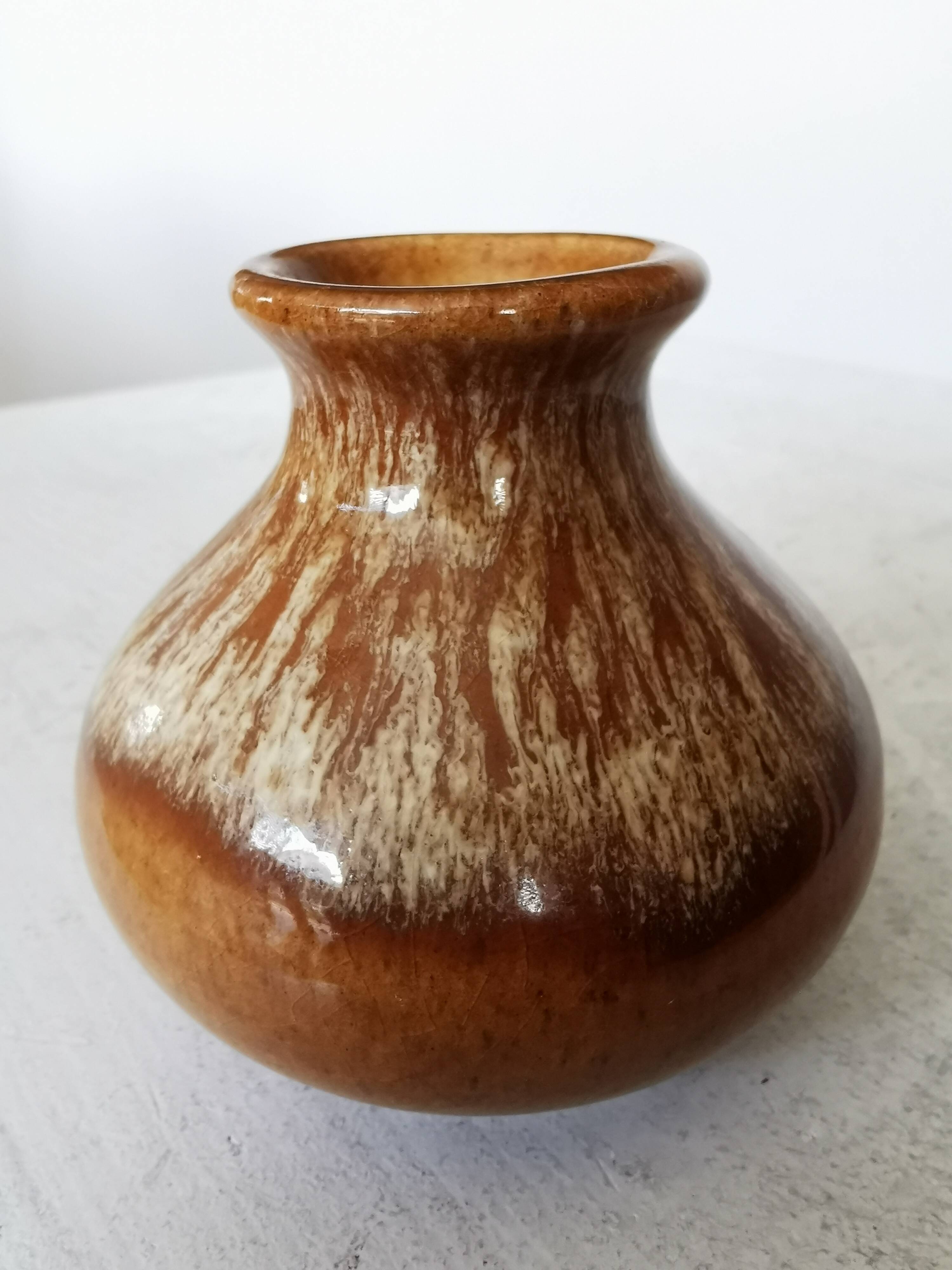 Vase vintage en céramique brune : décoration bohème yougoslave des années 1970