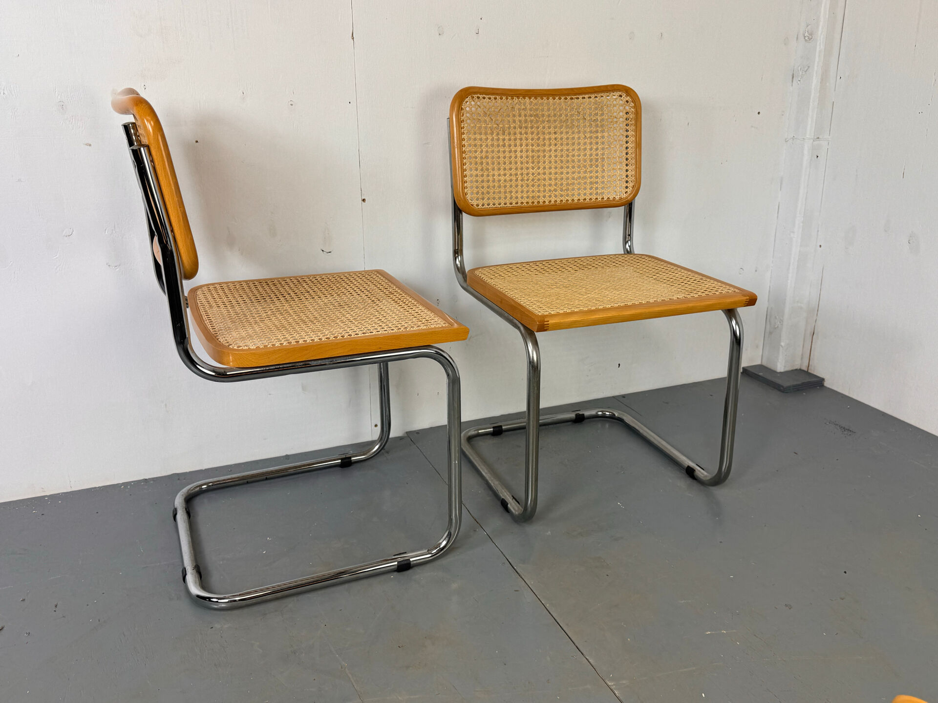 Set of 2 Vintage Cesca Marcel Breuer chairs