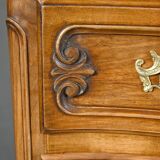 Walnut Sauté Crossbow Commode, Louis XV style – Early 20th century