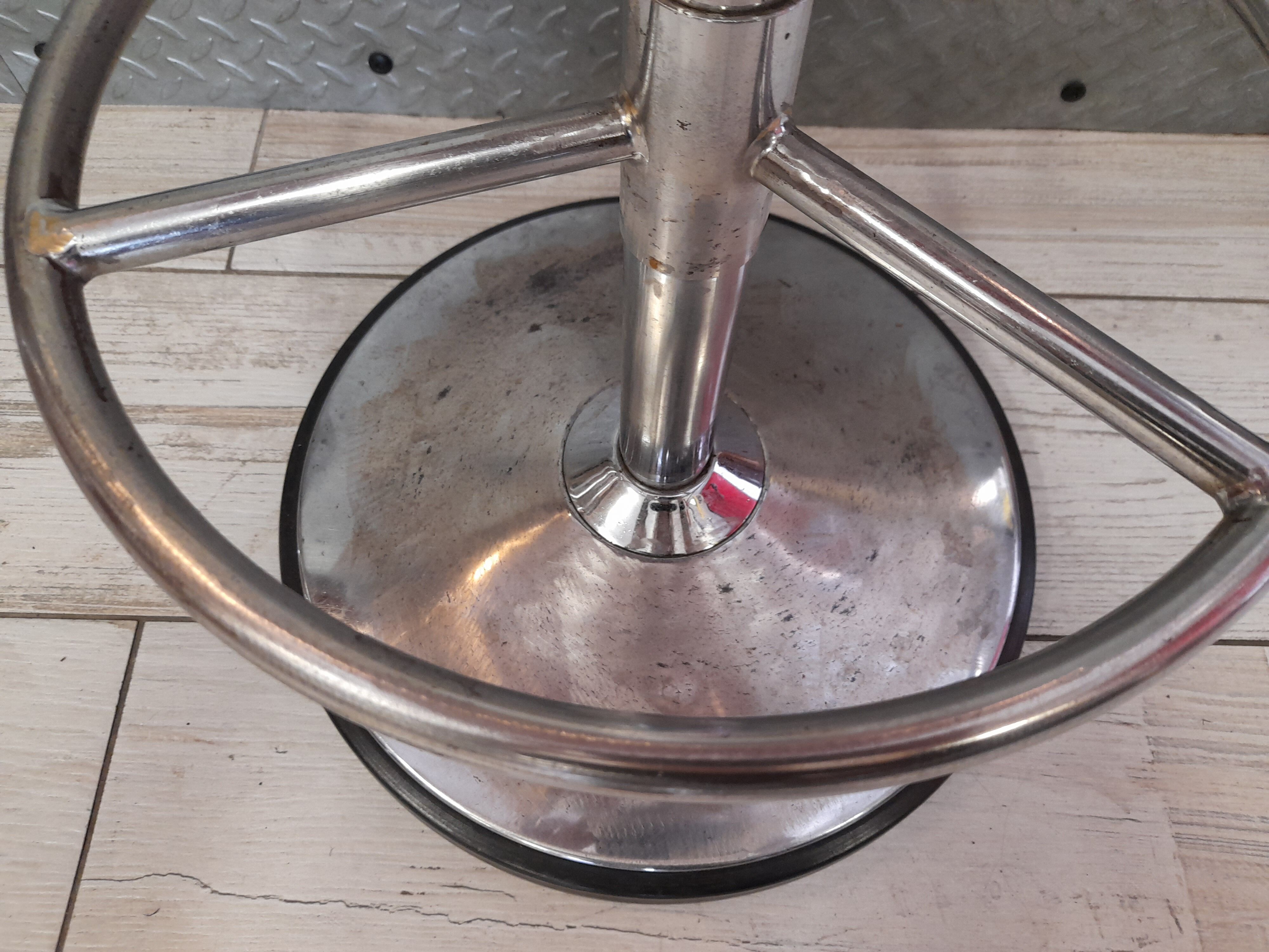 Tractor stool designed by Etienne Fermigier