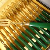 12 Dessert forks in their original box