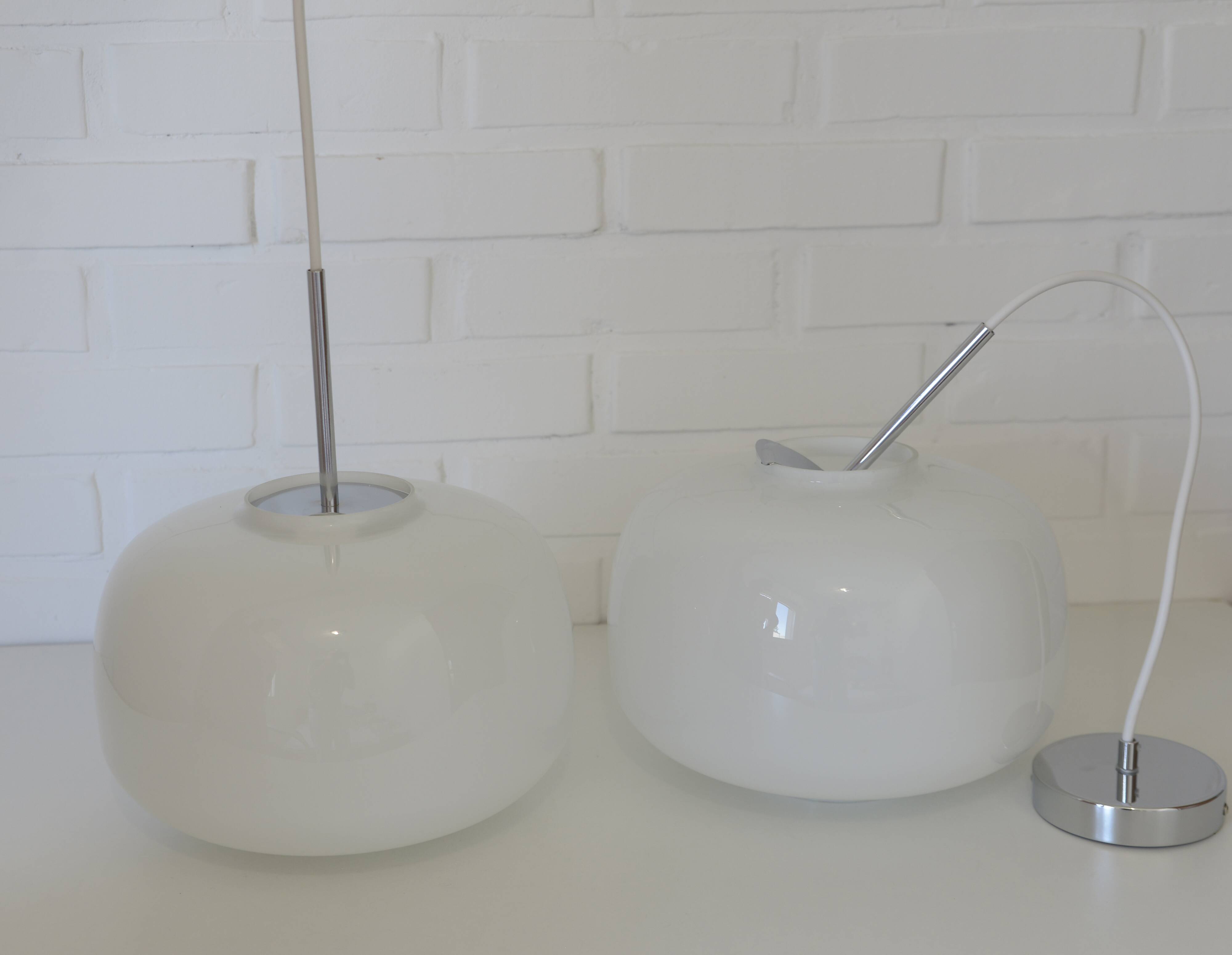 1 sur 2 Suspension blanche vintage, style scandinave minimaliste