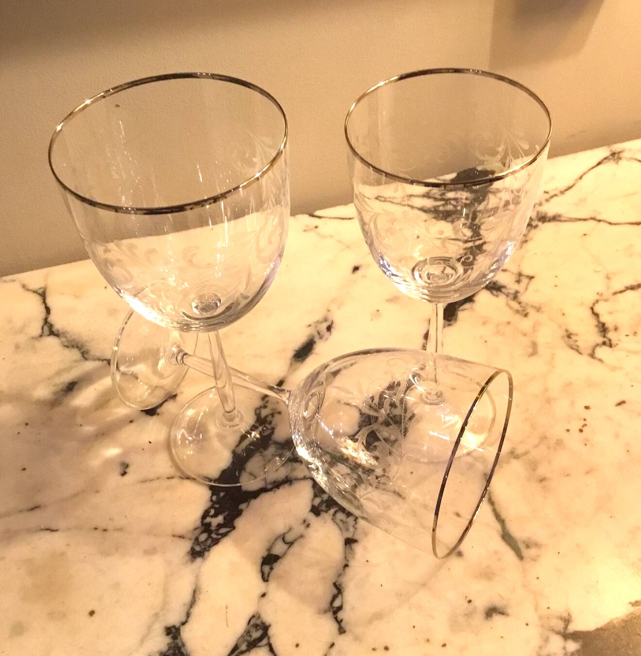 Service de verres en cristal taillé