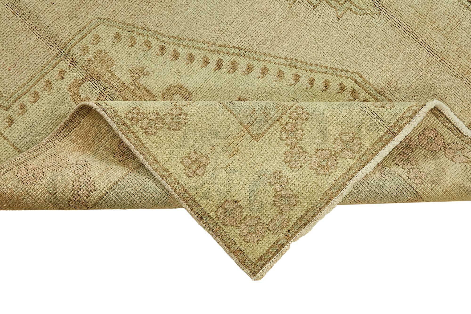 Turkish Vintage Anatolian Rug 167 cm x 260 cm