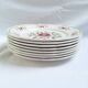 Assiettes plates vertes et bordeaux des années 50's
