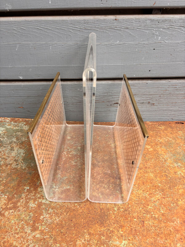 Porte-revues vintage 70´s en plexiglass. Home Dior