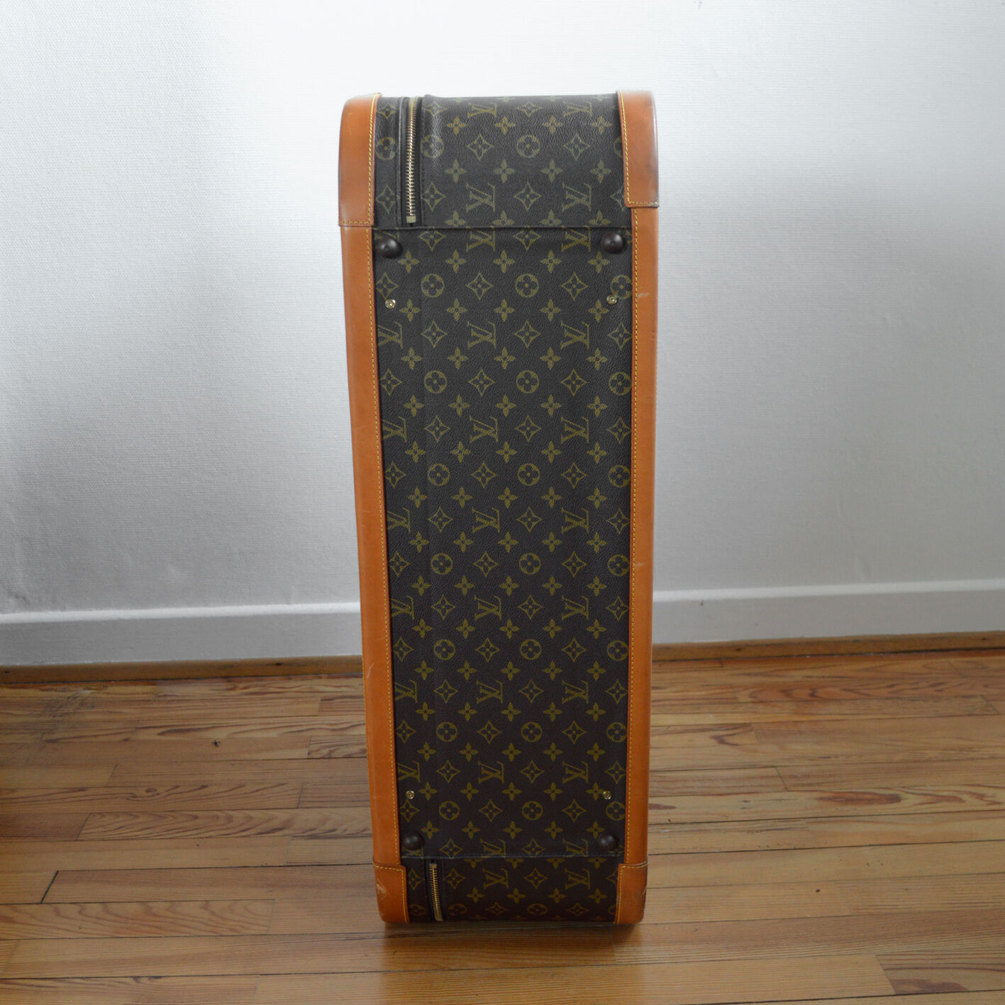 Louis Vuitton Stratos 80 suitcase