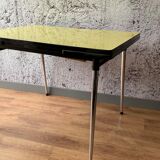 Table formica